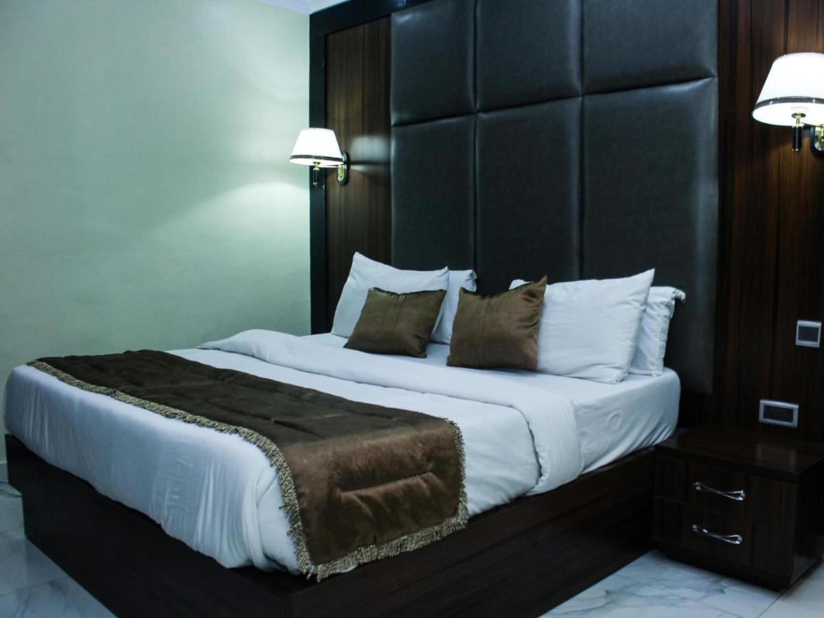 Six Diamond Hotel Ikeja Exterior foto