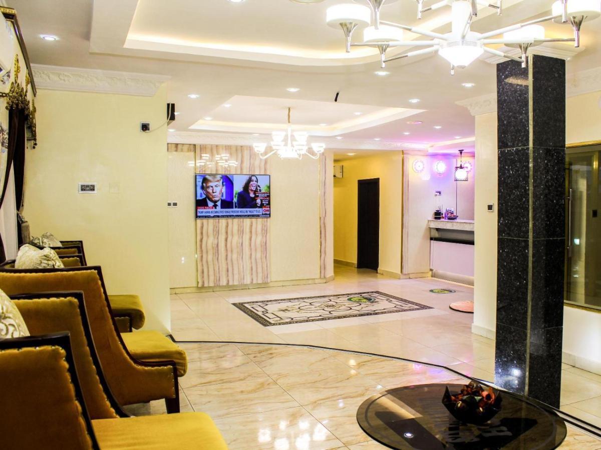 Six Diamond Hotel Ikeja Exterior foto