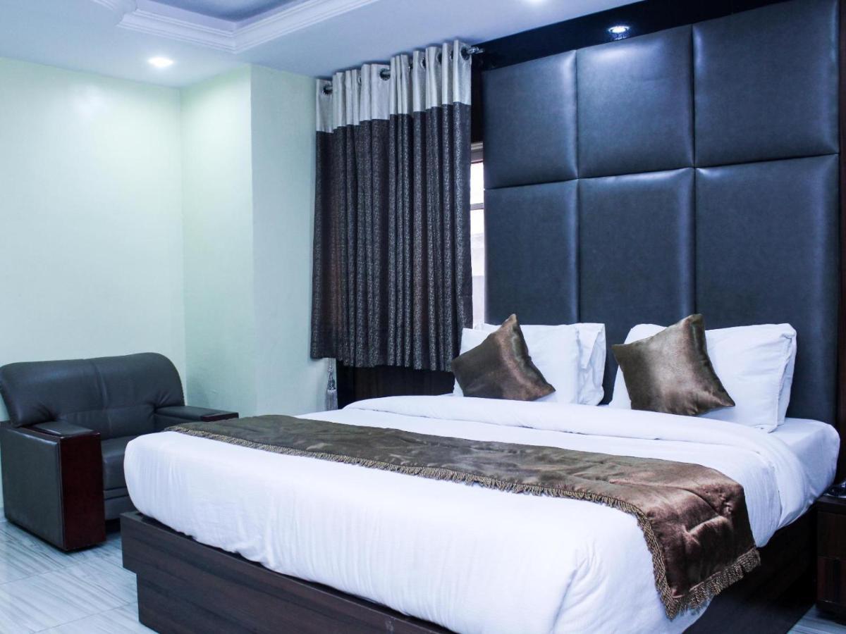 Six Diamond Hotel Ikeja Exterior foto